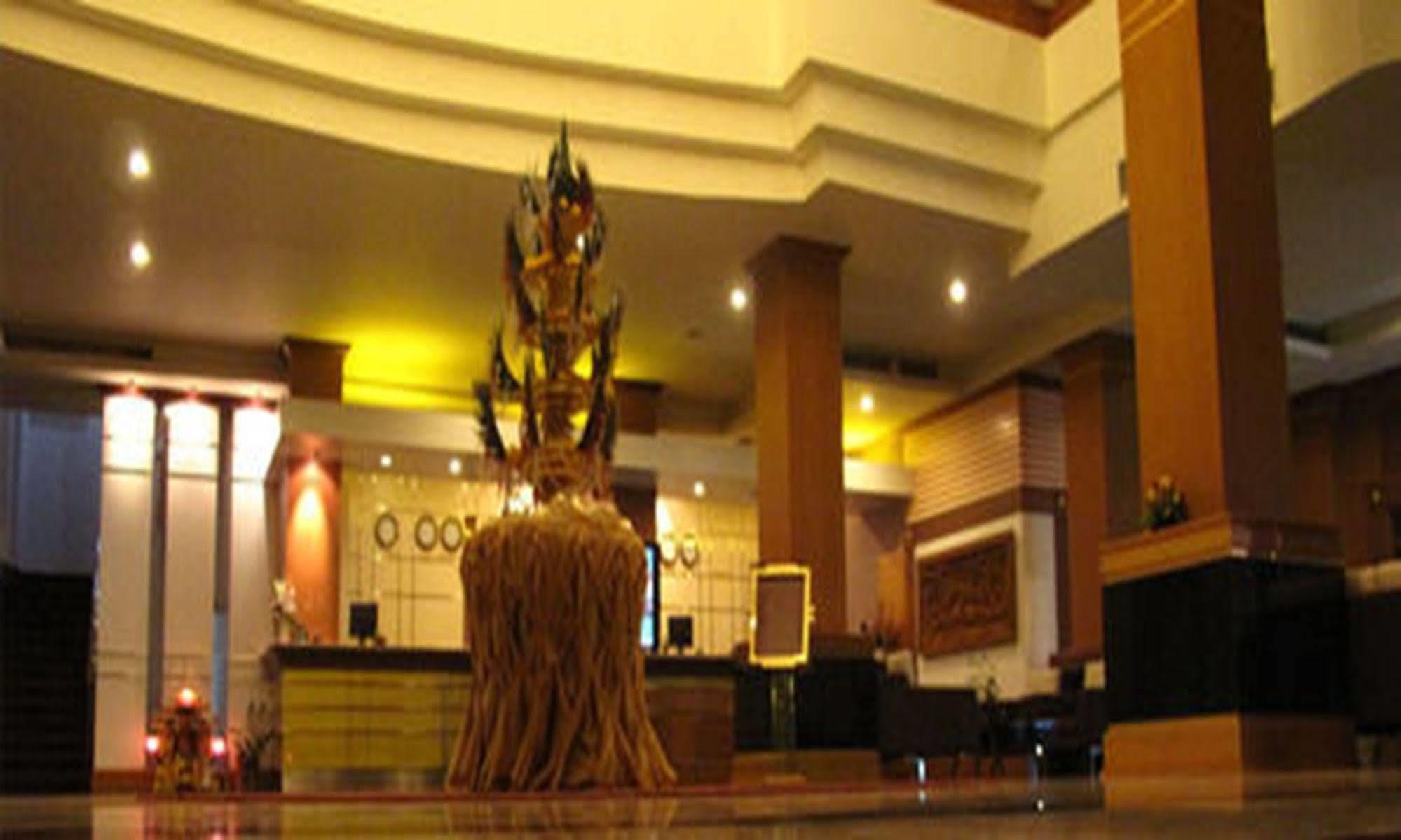 Arawan Riverside Hotel Паксе Екстер'єр фото